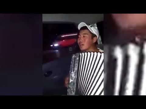Видео: Ырдаса ушул жигиттей ырдаш керек //Т.Эрматов Аксуубай Атабаев "Тоолор"
