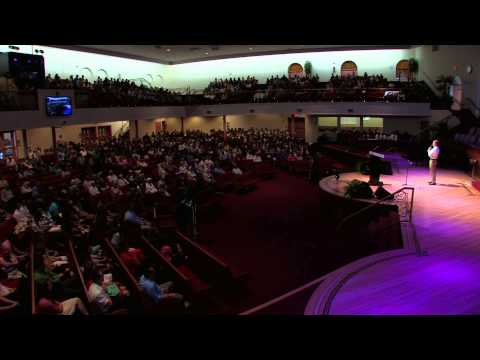 Видео: Шавловский Павел - стих "Как-то так в этом мире бывает"