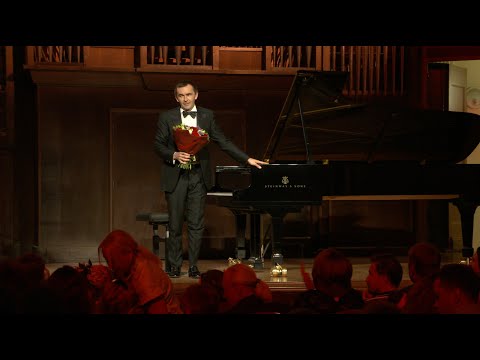 Видео: Дмитрий Каприн. "Грёзы любви"/