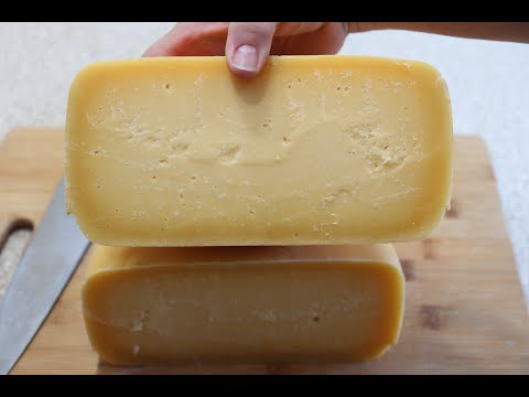 Видео: Сыр "Грюйер"! Мы ждали 9 месяцев! Gruyère cheese! We have been waiting 9 months!