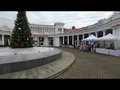 Видео: Предновогодний Кисловодск. Пешая прогулка с подписчиком Александром. 30 декабря 2024 г.
