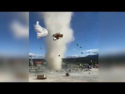 Видео: Гнев природы...Сила и Мощь Ветра!