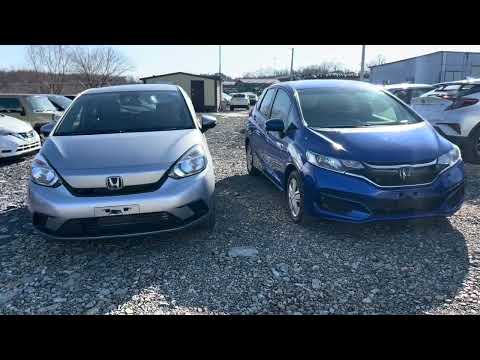 Видео: Сравнительный обзор Honda FIT 2020г и 2019❗️ Авторынок Новый Владивосток❗️Цены на Авто❗️Авто заказ