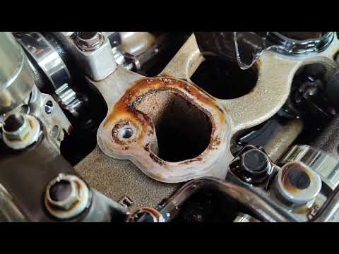 Видео: Замена Прокладки клапанной крышки Mazda CX-5