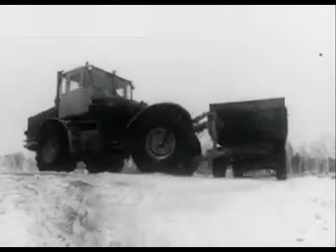 Видео: Зимняя работа тракторов ДТ-75, К-700, ДТ-54, МТЗ-80, МТЗ-50 Техника СССР Машины СССР Фильмы СССР.