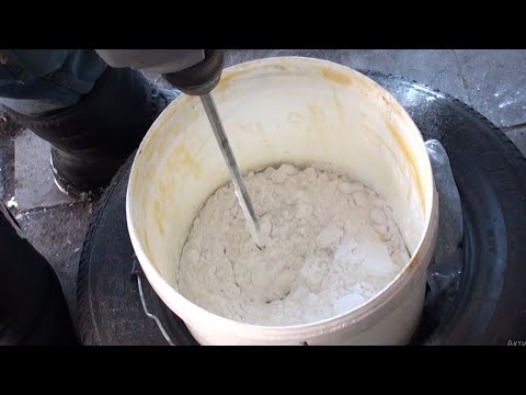 Видео: В гостях у пасечника: дядя Миша из КГБ - делаем КАНДИ, КРЕМ-МЁД