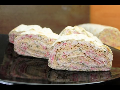 Видео: ПРАЗДНИЧНЫЙ РУЛЕТ ИЗ ЛАВАША