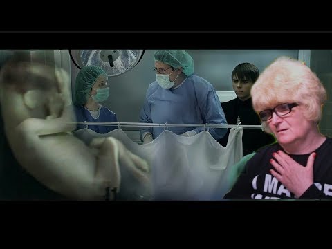 Видео: Реакция мамы Кэт на клип Johnyboy - НЕРОЖДЕННЫЙ  / Мама в теме )