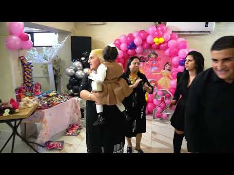 Видео: Стефан 18 години