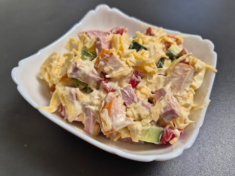 Видео: Легкий і ситний салат за кілька хвилин: мінімум зусиль — максимум смаку