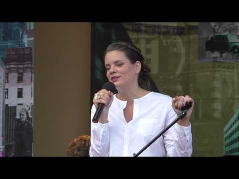 Видео: Вера Полозкова - тоска по тебе, как скрипка (06/07/14, Парк "Красная Пресня")