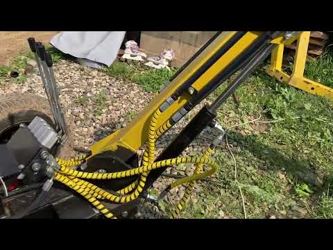 Видео: Мини-экскаватор трудовые будни