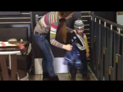 Видео: Истерика в Макдональдс