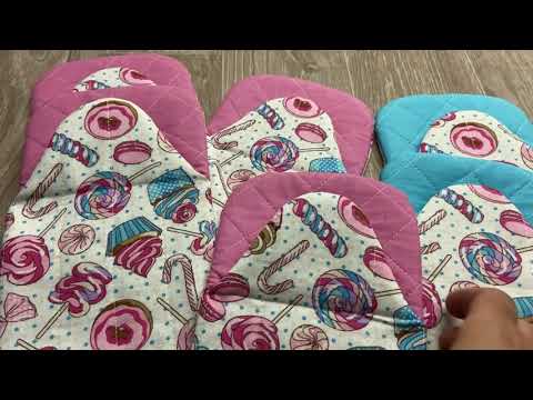 Видео: КРУТЫЕ РУКАВИЧКИ ДЛЯ ВАШЕЙ КУХНИ. КАК СШИТЬ РУКАВИЧКИ/ПРИХВАТКИ.