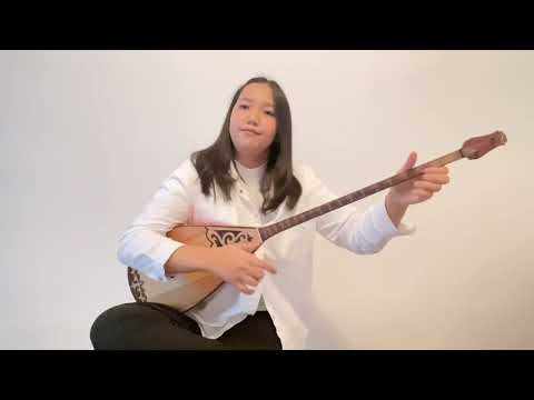 Видео: Саматова Айымгүл 3 курс домбыра.Оқытушысы: Карима Сахарбаева 23.12.2021