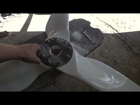 Видео: Лопасти с оцинкованного железа или всё же стеклопластик, что лучше?  Сравнение от Александра с Бучи.