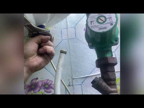 Видео: Клапан водонагревателя замена установка как поменять