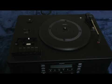 Видео: Как звучат патефонные пластинки на современной аппаратуре?