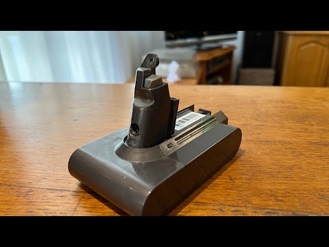 Видео: Купил за дешево: аккумулятор пылесоса Dyson V6 восстанавливаем работоспособность