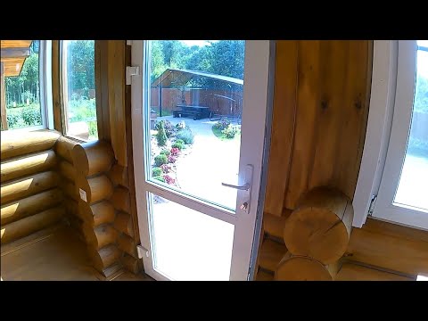 Видео: Регулировка пластиковой двери