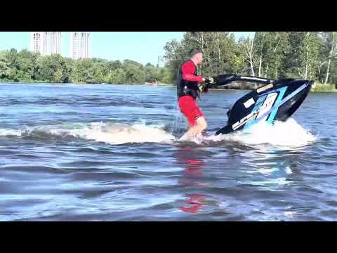 Видео: Трюки на стоковом yamaha superjet