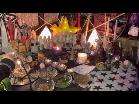 Видео: Ритуал ! Отливка воском от порчи с обраткой врагам !!!