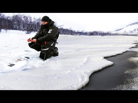 Видео: ПЕРВЫЙ ЛЕД!!! НАКОНЕЦ то ЗАМЁРЗЛО ! ЗИМНЯЯ РЫБАЛКА на балансир, чёритик, блесну, мормышку