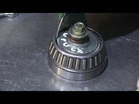 Видео: Как разобрать подшипник ? // How to disassemble the bearing ?