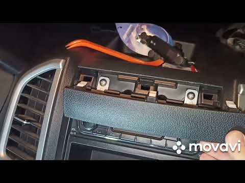 Видео: JAC S3. Разборка панели для снятия магнитолы