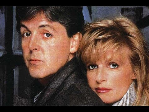 Видео: ПОЛ МАККАРТНИ и Линда Маккартни - видео, биография, жизнь, любовь