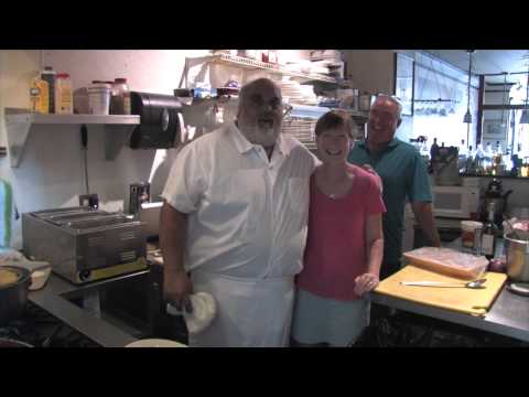 Видео: Итальянская свинина Брасиоле