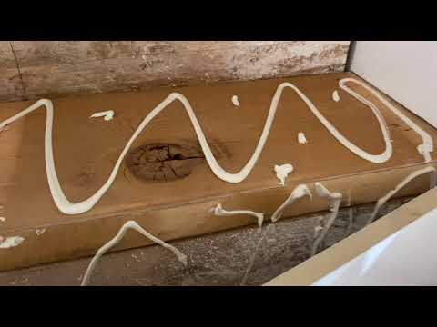 Видео: Ламинат. Замена напольного покрытия и лестницы!