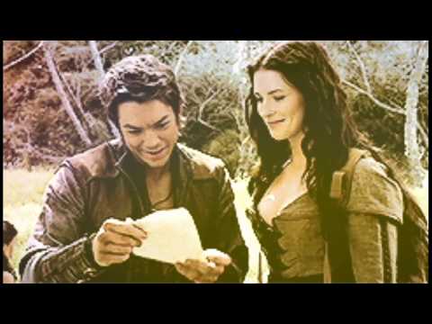 Видео: Кэлен и Ричард   девочка танцуй