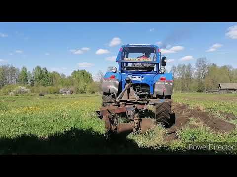 Видео: Гребенка на ПЛН 3-35, пашем целину на МТЗ-82