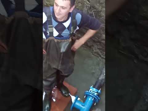 Видео: Сборка, установка пожарного гидранта.