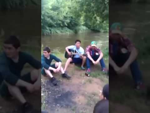 Видео: Бекзат гитарист