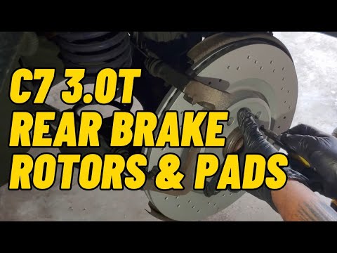 Видео: Как заменить задние роторы и колодки на C7 3.0T
