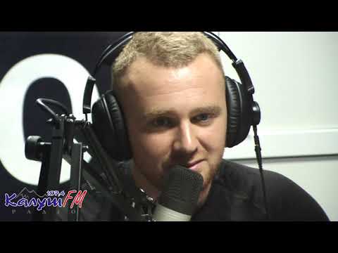 Видео: Співак Роман Скорпіон в ефірі "Калуш ФМ"