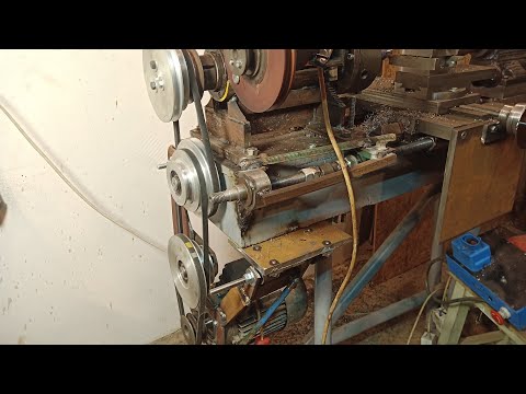 Видео: Самодельный токарный семь скоростей и новый двигатель
