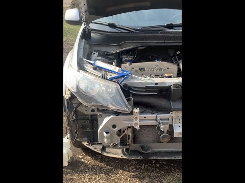 Видео: Снимаем бачок омывателя Outlander XL 2009. Устраняем течь.