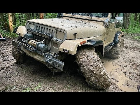 Видео: Трехколесный Jeep Wrangler, эвакуация!