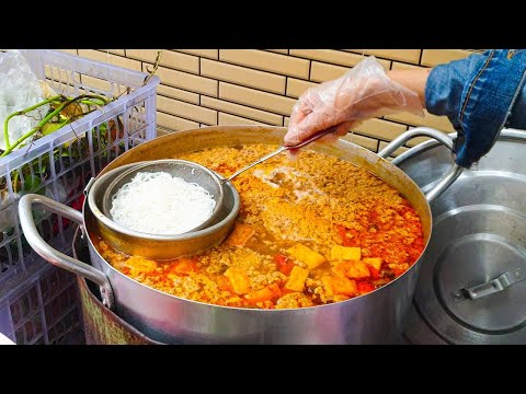 Видео: Удивительно ! Коллекция уличной еды на рынке Вьетнама!