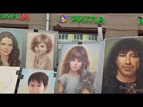 Видео: Гуляем по старому арбату, послушали песни. Вернулись на Красную площадь и многое другое.