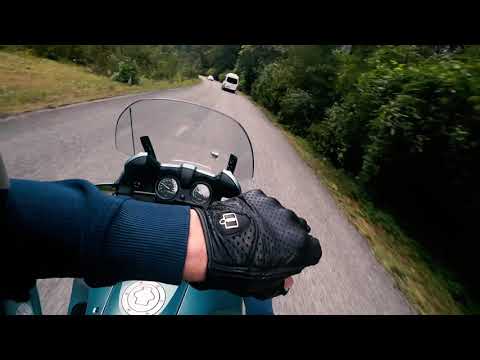 Видео: Best Roads on BMW R1100RT. Дорога с озера Рица Абхазия./ Road from Ritsa Abkhazia.