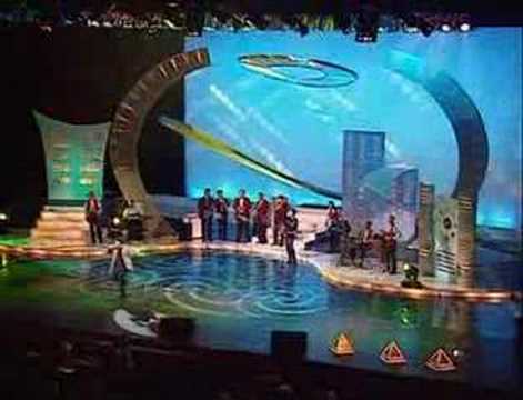 Видео: МИХАИЛ МИХАЙЛОВ "ЛИСТОПАД" -веселая песня для ВАС