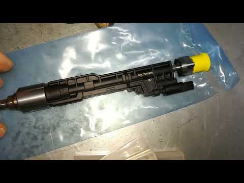 Видео: BMW X5 12 год N55 сломалась бензиновая форсунка удаление