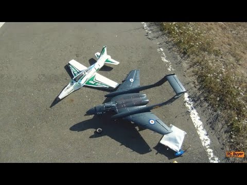 Видео: Замер максимальной скорости на 2-х самолетах