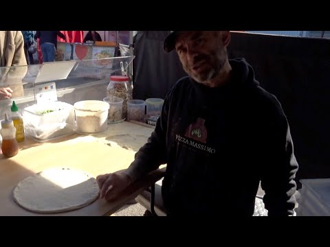 Видео: Почему тесто для пиццы возвращается в форму, когда я его растягиваю? Найди причину.