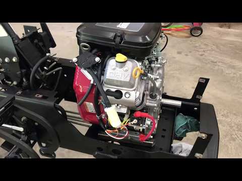 Видео: Новый двигатель и радиатор Deere 318!