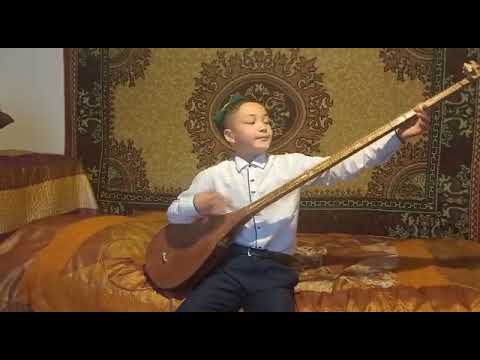 Видео: Мальчик классно спел на уйгурском
